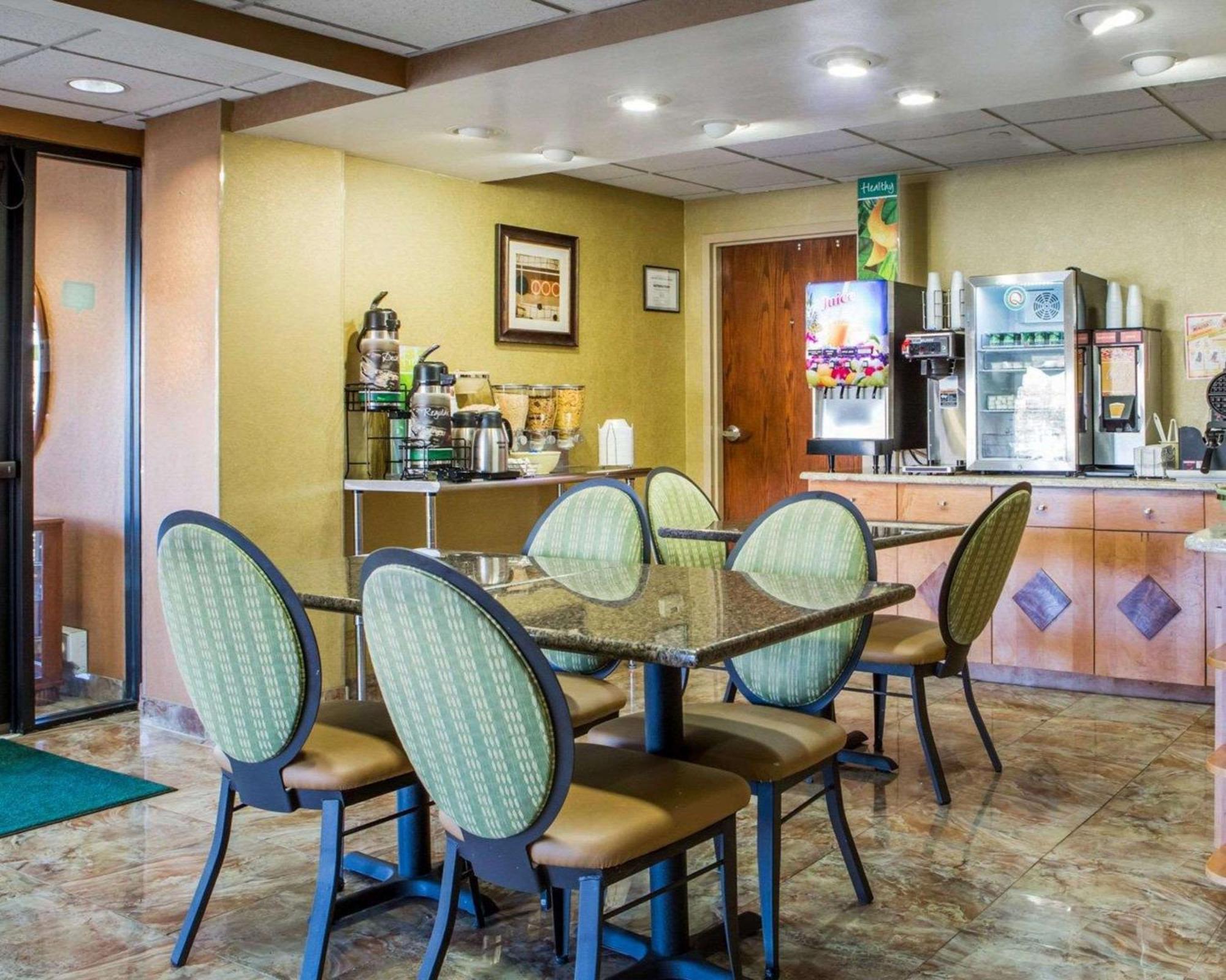Quality Inn Вайнленд Екстериор снимка