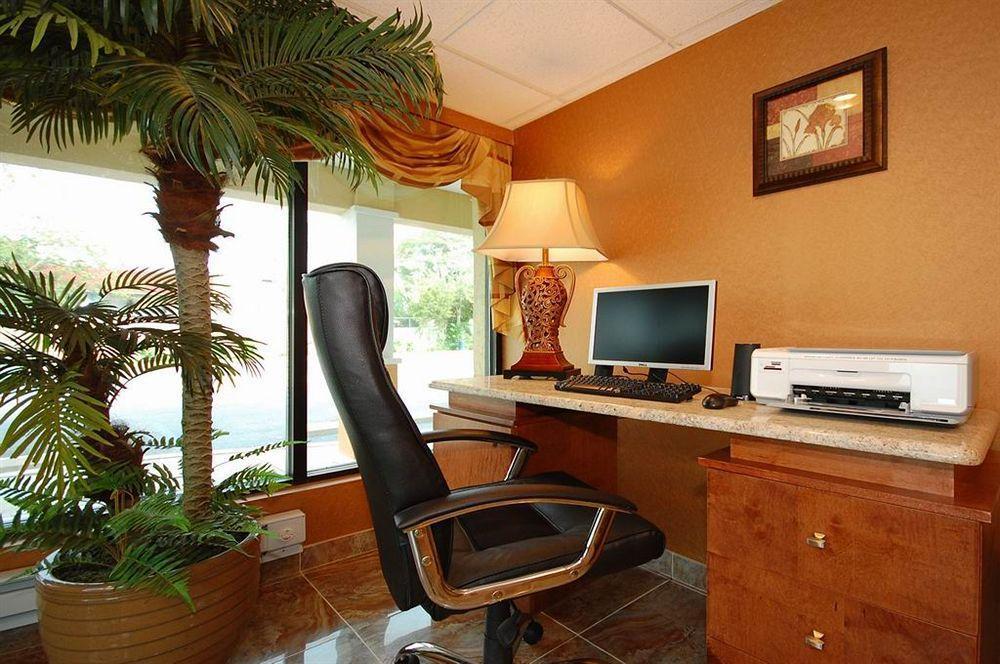 Quality Inn Вайнленд Екстериор снимка